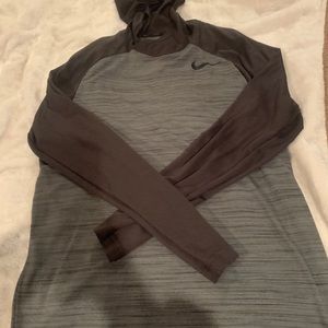 Nike pullover